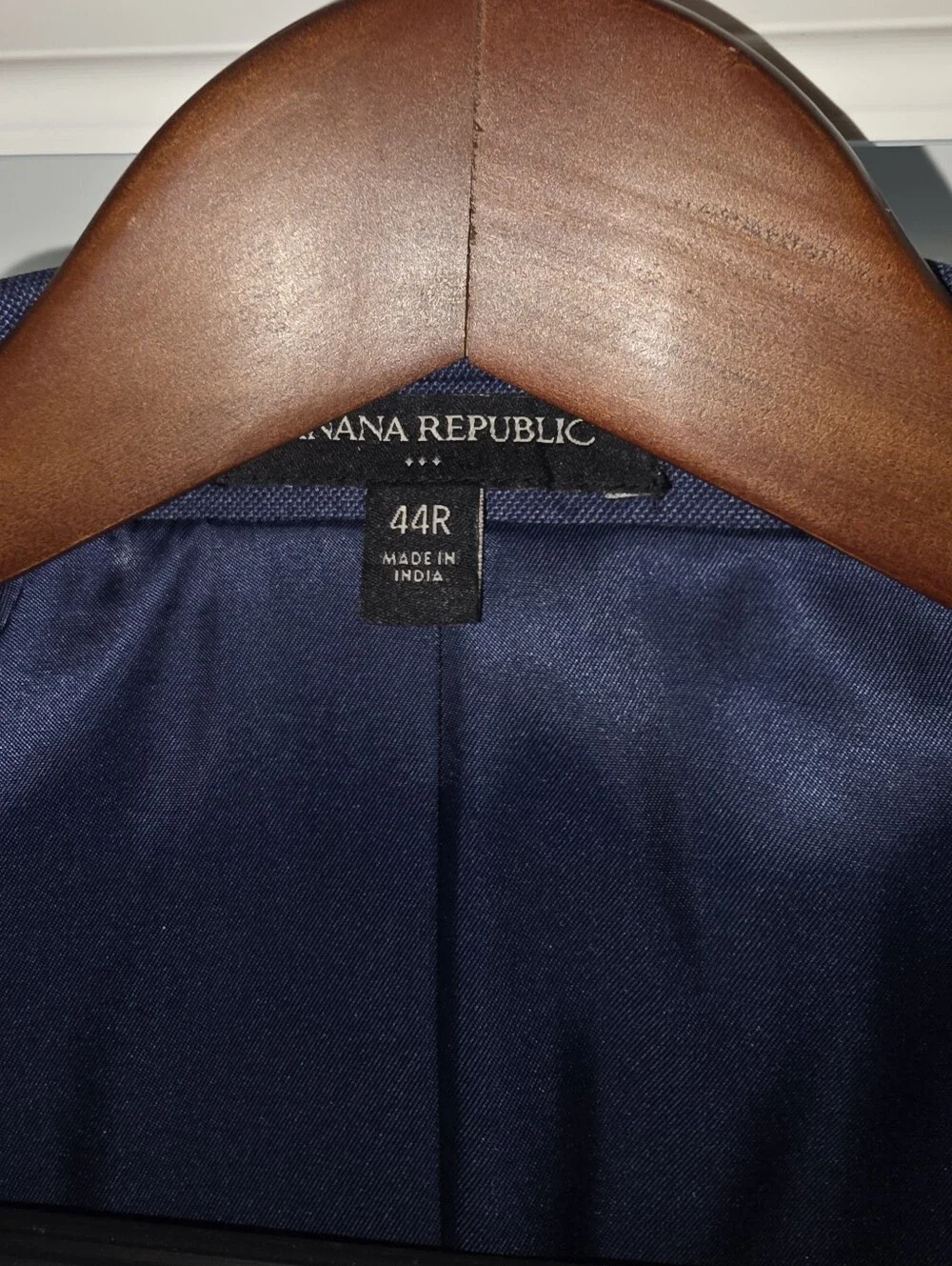 NWOT Banana Republic Slim Fit Wrinkle-Resistant Sharkskin Blazer Blue 44R NEW